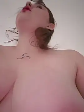 Yammy Yumi online show from December 5, 2025, 5:06 am