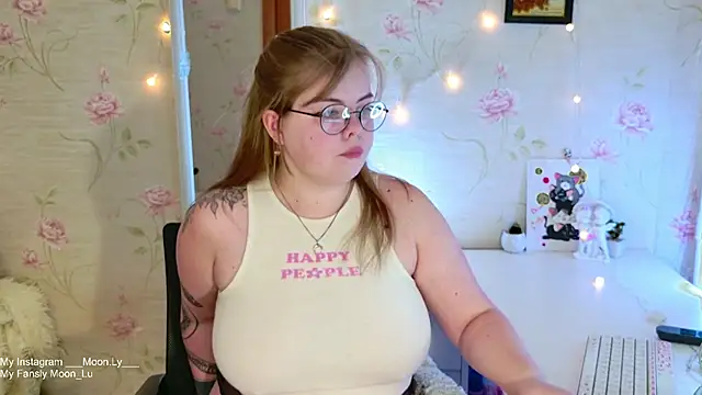 sinnamon  online show from November 30, 2025, 12:50 pm