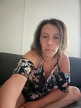 Snapshot of Oriane_Jackson chatting on July 17, 2026, 10:34 am Oriane Jackson online show from July 17, 2026, 10:34 am
