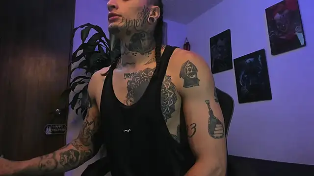 Snapshot of Ryuk_it chatting on October 15, 2025, 1:41 pm Ryuk it online show from October 15, 2025, 1:41 pm