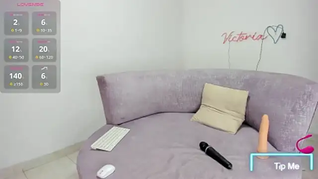 victoria 027 online show from October 24, 2025, 6:51 pm