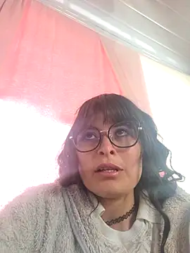 Alexandrasaenz online show from October 18, 2025, 2:30 pm