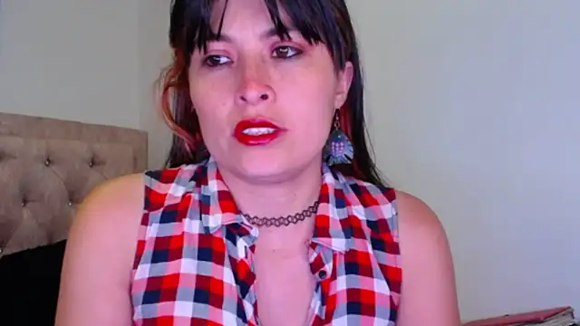 Alexandrasaenz online show from March 3, 2026, 9:11 pm