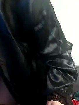 clara-francaise online show from February 2, 2026, 4:50 pm