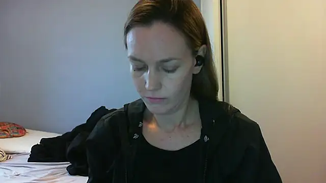 Annylove1 online show from October 2, 2025, 10:51 am