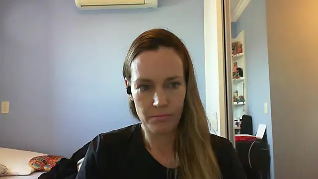 Annylove1 online show from September 19, 2025, 11:03 am