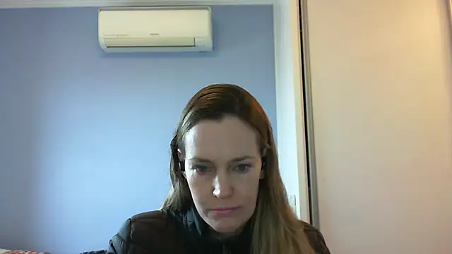 Annylove1 online show from September 15, 2025, 10:48 am