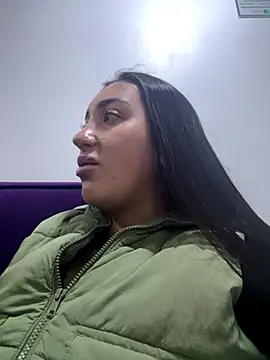 Snapshot of Hannahoff chatting on September 23, 2025, 10:06 pm Hannahoff online show from September 23, 2025, 10:06 pm