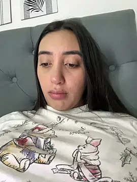 Snapshot of Hannahoff chatting on November 22, 2025, 3:16 am Hannahoff online show from November 22, 2025, 3:16 am