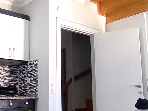 ALPHANDRE online show from March 13, 2026, 7:46 am