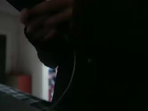 ALPHANDRE online show from March 4, 2026, 8:33 am