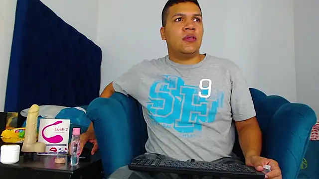 StevanHouston online show from February 15, 2025, 3:17 pm