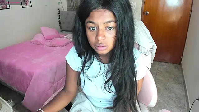 charlott7 online show from March 18, 2026, 4:04 am