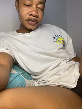  yisela  online show from April 4, 2026, 10:27 pm