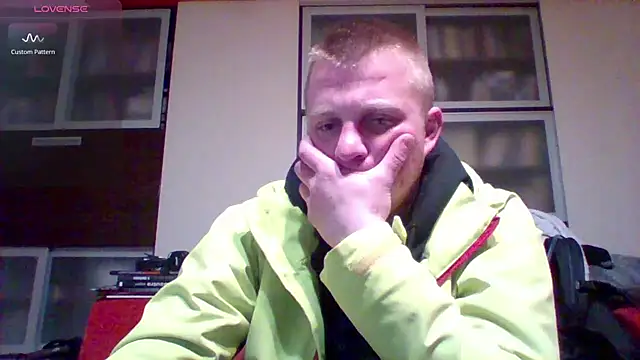 Matttthees online show from March 21, 2025, 7:35 pm