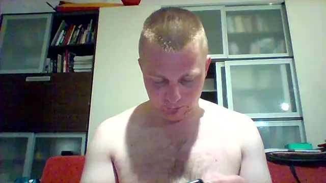 Matttthees online show from March 10, 2025, 7:40 pm