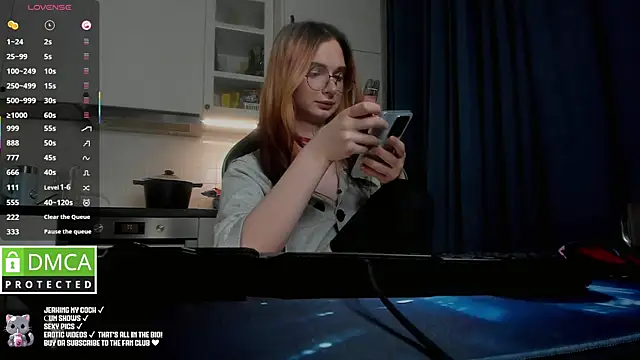 Lee Loo online show from March 3, 2025, 4:36 pm