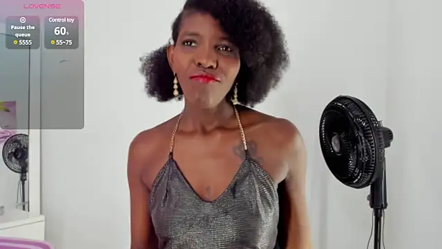 AlmaSean online show from February 11, 2025, 6:44 pm