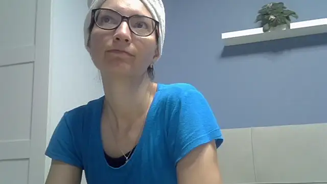 Ashleyspice online show from May 28, 2026, 6:21 am