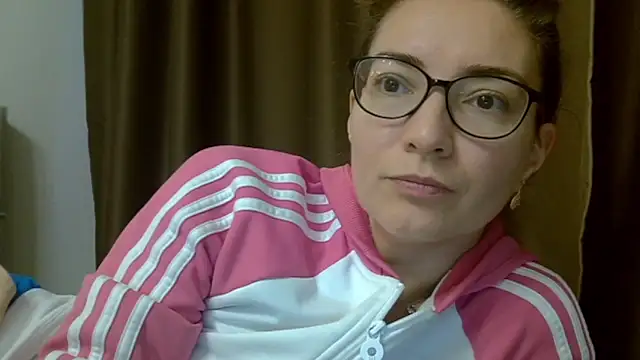 Ashleyspice online show from November 3, 2025, 8:29 am