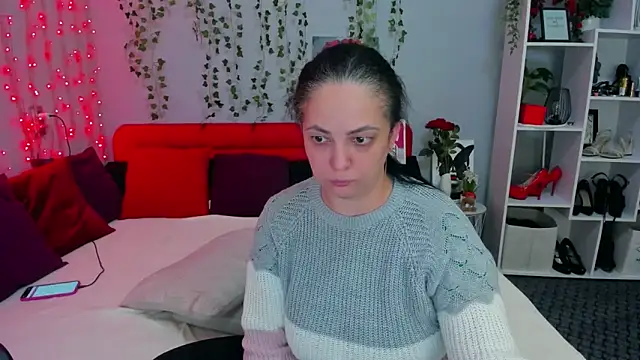 DarlingMilf online show from December 21, 2025, 6:20 pm