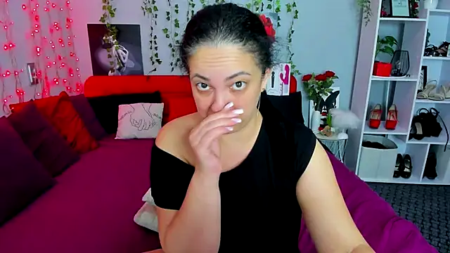 Snapshot of DarlingMilf chatting on October 9, 2025, 6:08 pm DarlingMilf online show from October 9, 2025, 6:08 pm