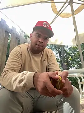 marhi32 online show from September 16, 2025, 4:19 pm