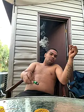 marhi32 online show from October 11, 2025, 11:17 pm