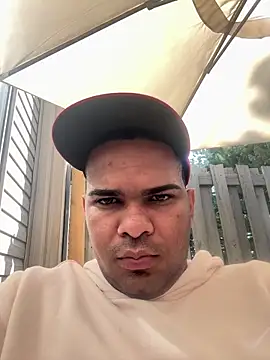 marhi32 online show from September 18, 2025, 4:10 pm