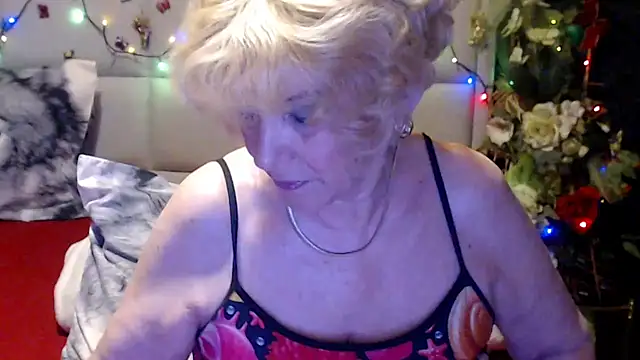 HappyWomanOn online show from June 1, 2026, 8:58 am