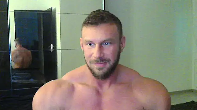 muscularkevin online show from February 16, 2025, 2:21 pm