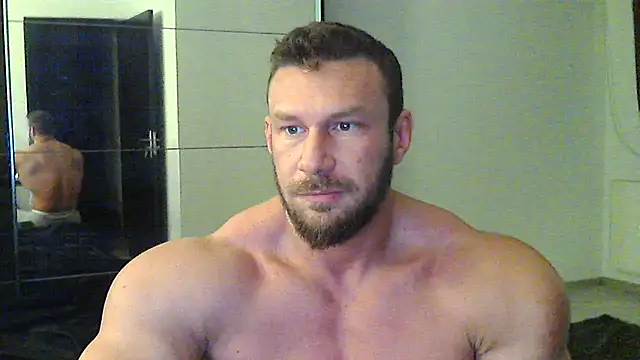 muscularkevin online show from March 10, 2025, 4:38 am