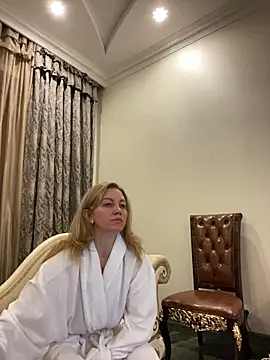 Snapshot of Amazoniiaa chatting on March 11, 2025, 7:03 pm Amazoniiaa online show from March 11, 2025, 7:03 pm