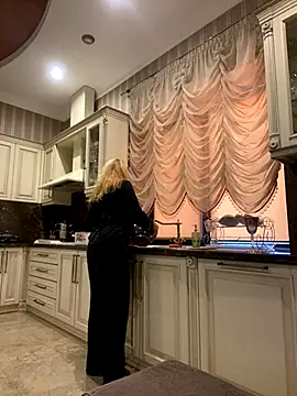 Snapshot of Amazoniiaa chatting on October 15, 2025, 7:05 am Amazoniiaa online show from October 15, 2025, 7:05 am