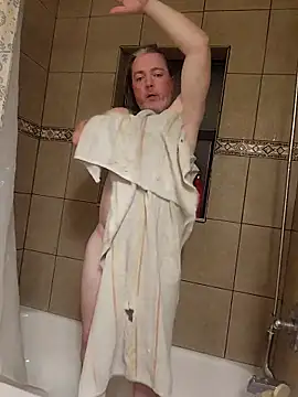 Hotredheadandtoungelasher online show from October 4, 2025, 3:19 am