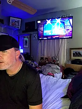 Snapshot of Hotredheadandtoungelasher chatting on May 15, 2026, 12:47 pm Hotredheadandtoungelasher online show from May 15, 2026, 12:47 pm
