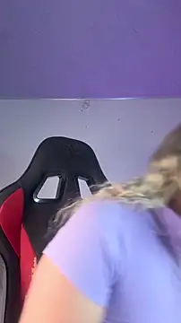 Irisweet  online show from November 6, 2025, 9:30 pm