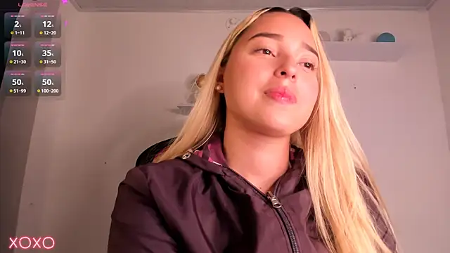 Irisweet  online show from March 22, 2025, 12:49 am