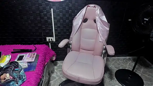 mature sexi40 online show from February 14, 2026, 1:06 am