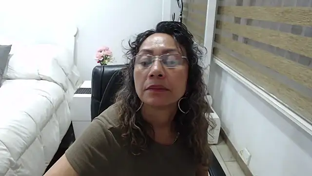 jesy hot online show from November 22, 2025, 10:30 pm