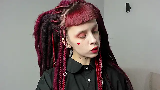 Snapshot of FlowerOfSin2001 chatting on February 23, 2025, 4:35 pm FlowerOfSin2001 online show from February 23, 2025, 4:35 pm