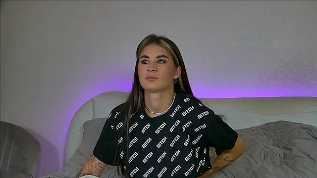 RachelSimpson online show from September 10, 2025, 6:40 pm