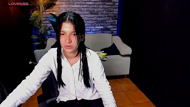 Snapshot of Cositarica_ chatting on June 2, 2026, 2:39 pm Cositarica online show from June 2, 2026, 2:39 pm