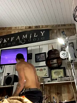 Snapshot of raphadoors19 chatting on October 23, 2025, 11:47 pm raphadoors19 online show from October 23, 2025, 11:47 pm