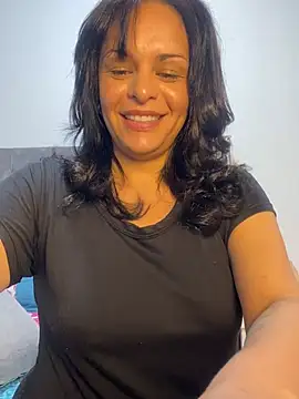 Snapshot of Kataliina chatting on May 24, 2026, 1:49 am Kataliina online show from May 24, 2026, 1:49 am
