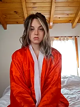 Snapshot of Elnonoykeila77 chatting on December 21, 2024, 12:38 pm Elnonoykeila77 online show from December 21, 2024, 12:38 pm