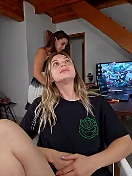 Snapshot of Elnonoykeila77 chatting on February 19, 2025, 11:57 pm Elnonoykeila77 online show from February 19, 2025, 11:57 pm