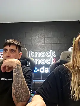 Snapshot of Elnonoykeila77 chatting on November 10, 2025, 10:37 pm Elnonoykeila77 online show from November 10, 2025, 10:37 pm