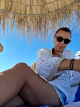 Pandora Vibes online show from September 16, 2025, 8:15 am