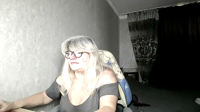 Diana 49 online show from December 16, 2025, 6:50 am